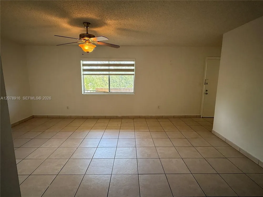 8401 SW 107th Ave #324E Miami, FL 33173