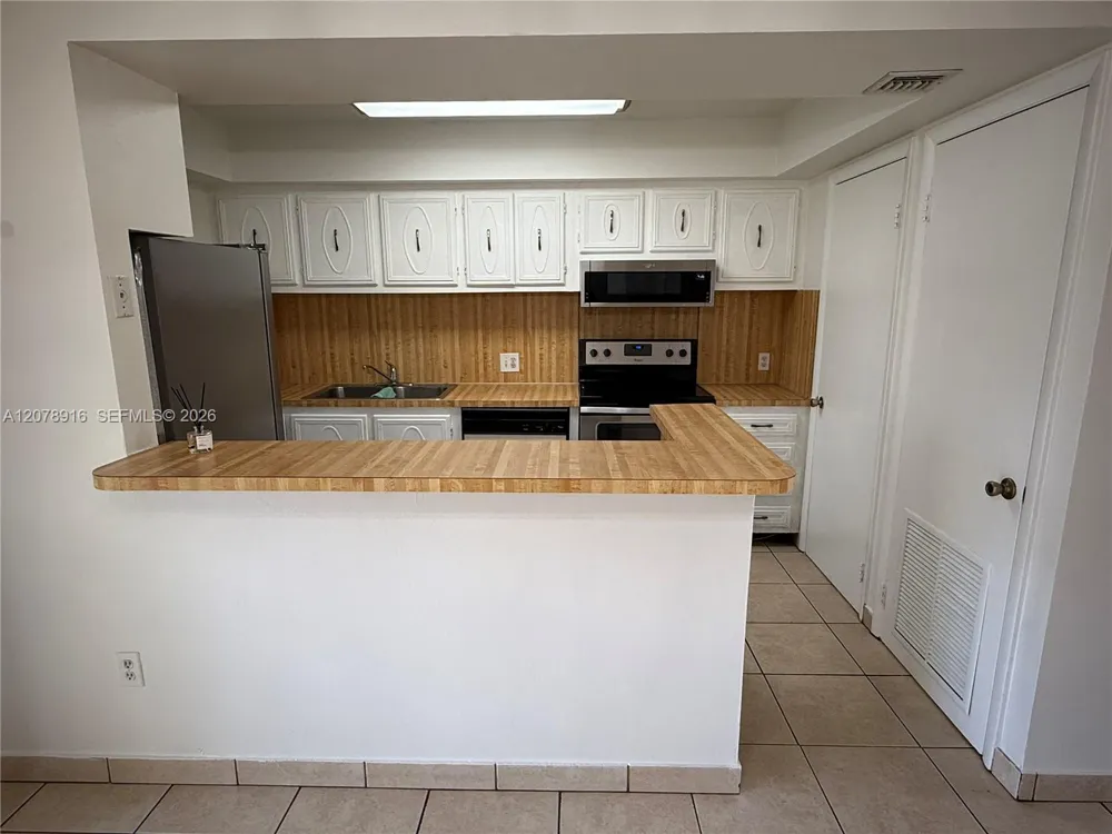 8401 SW 107th Ave #324E Miami, FL 33173