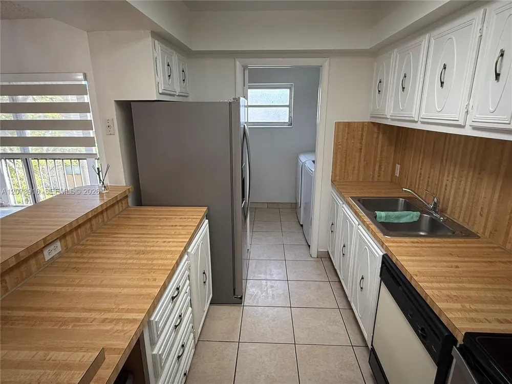 8401 SW 107th Ave #324E Miami, FL 33173