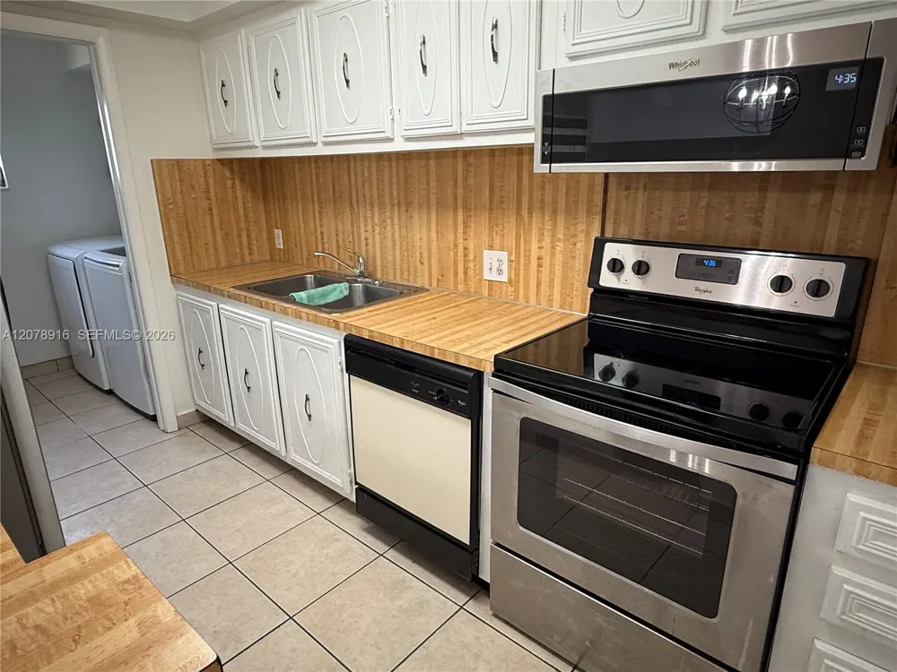 8401 SW 107th Ave #324E Miami, FL 33173
