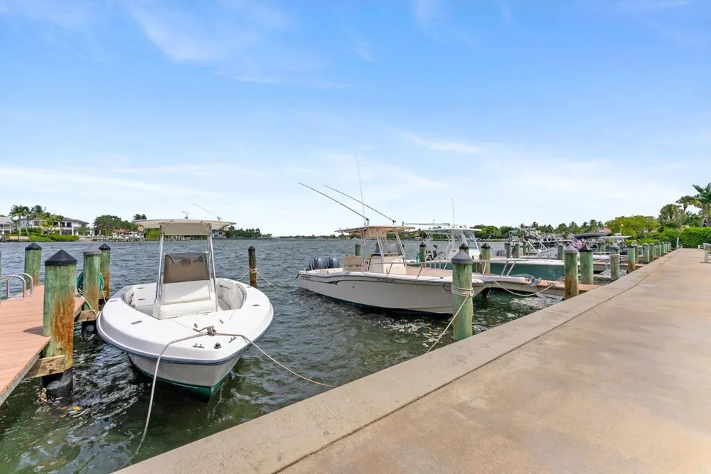 478 TEQUESTA DRIVE #115 Tequesta, FL 33469