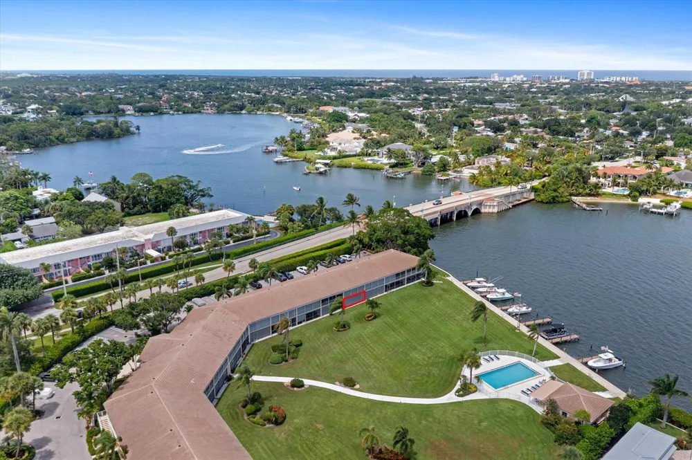 478 TEQUESTA DRIVE #115 Tequesta, FL 33469