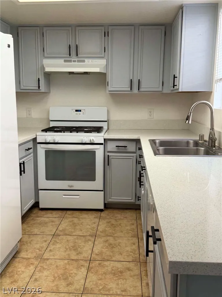 215 Lamb Boulevard #E Las Vegas, NV 89110