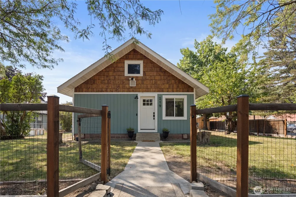 219 Dennis Street Ellensburg, WA 98926