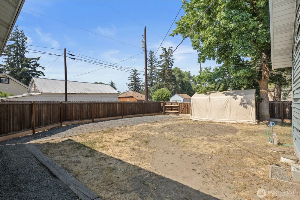 219 Dennis Street Ellensburg, WA 98926