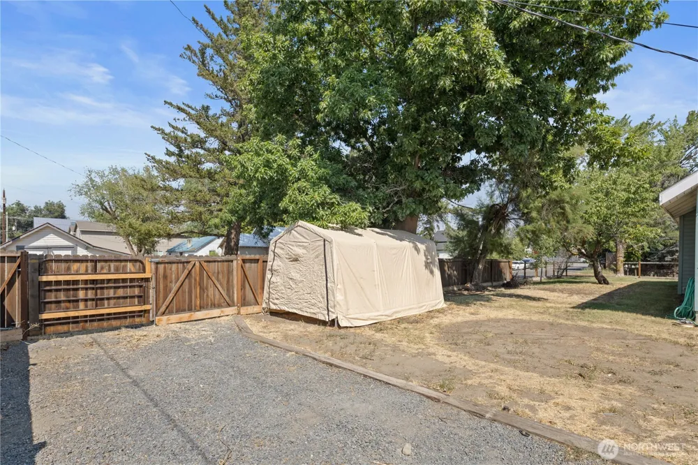 219 Dennis Street Ellensburg, WA 98926