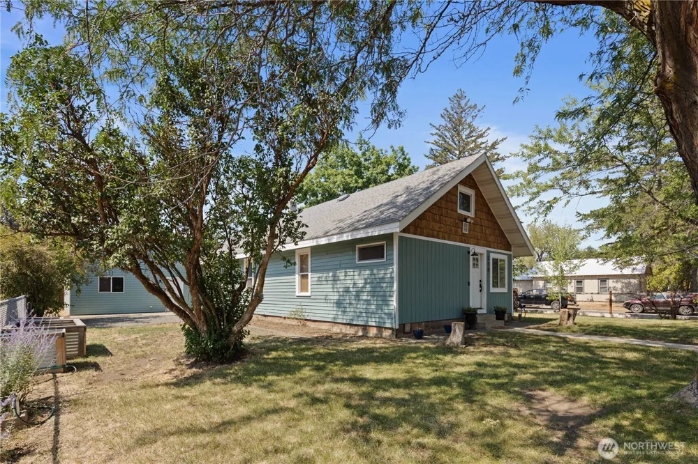 219 Dennis Street Ellensburg, WA 98926