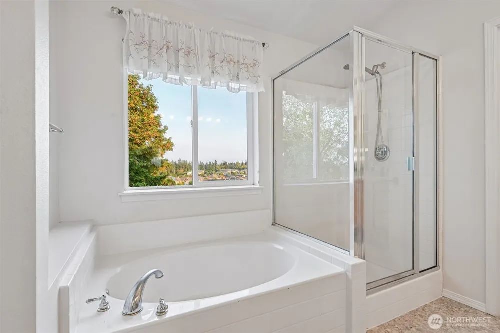 6326 Rebecca Avenue SE Auburn, WA 98092