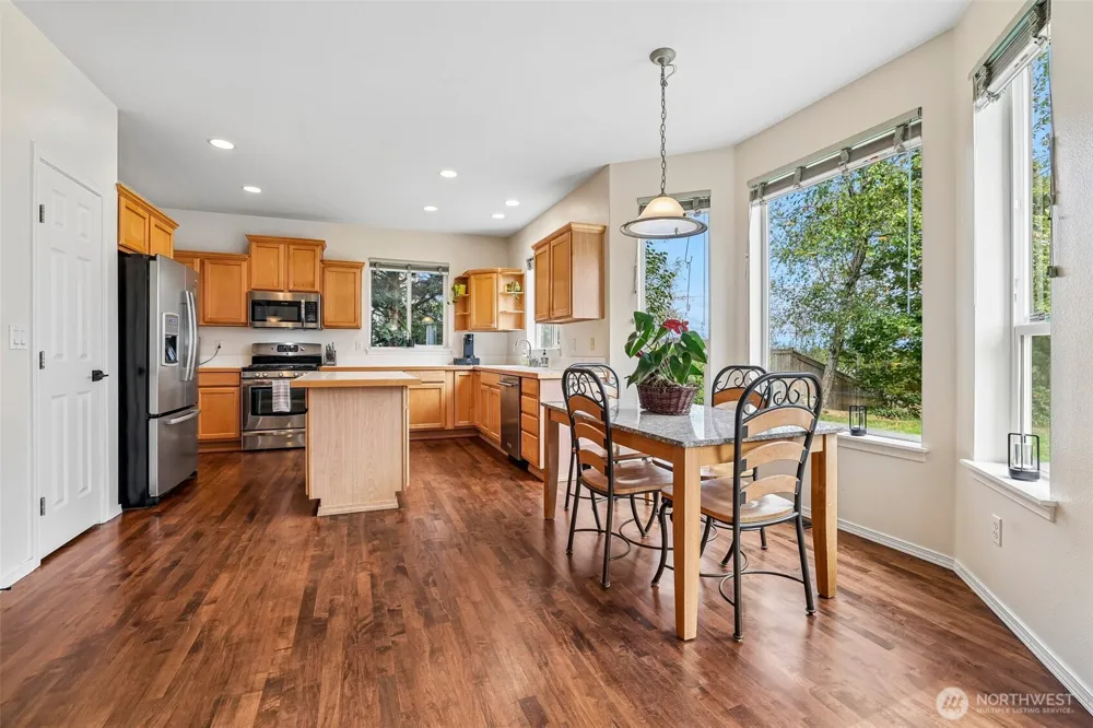 6326 Rebecca Avenue SE Auburn, WA 98092