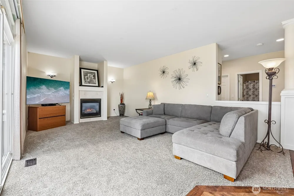 6326 Rebecca Avenue SE Auburn, WA 98092