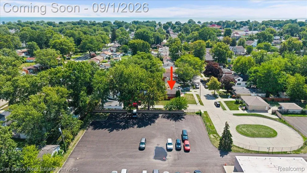 22509 Avon Street St Clair Shores City, MI 48082