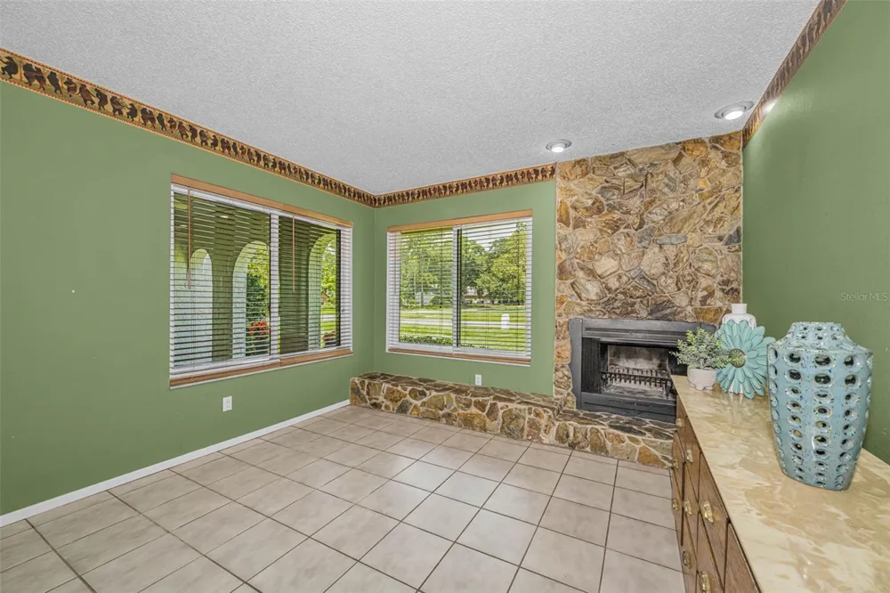 7812 WINDWARD WAY Odessa, FL 33556