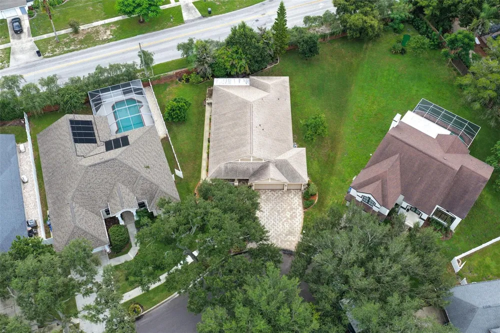 9703 HIDDEN COVE COURT Tampa, FL 33618