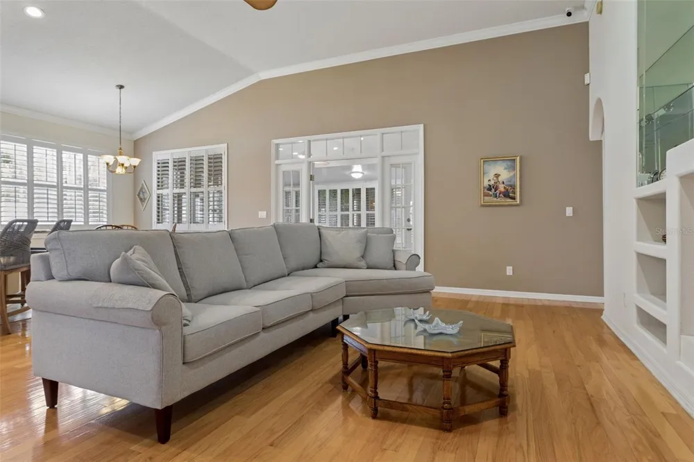 9703 HIDDEN COVE COURT Tampa, FL 33618