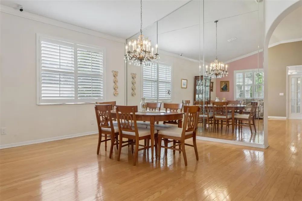 9703 HIDDEN COVE COURT Tampa, FL 33618