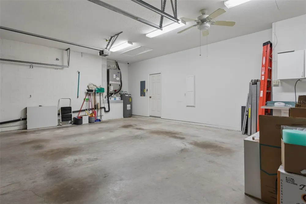 9703 HIDDEN COVE COURT Tampa, FL 33618
