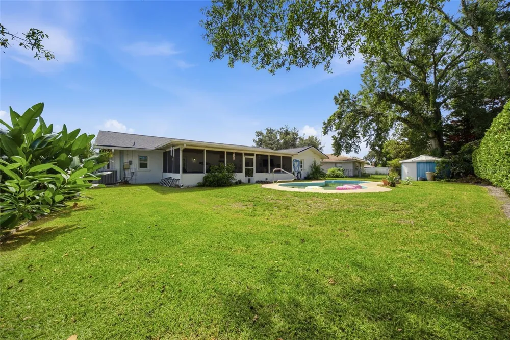 4745 TAMPA DOWNS Lutz, FL 33559