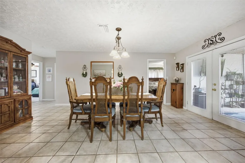 4745 TAMPA DOWNS Lutz, FL 33559