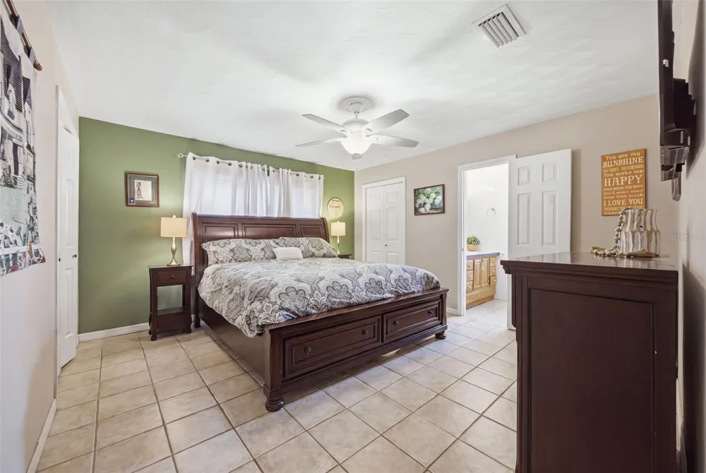 4745 TAMPA DOWNS Lutz, FL 33559