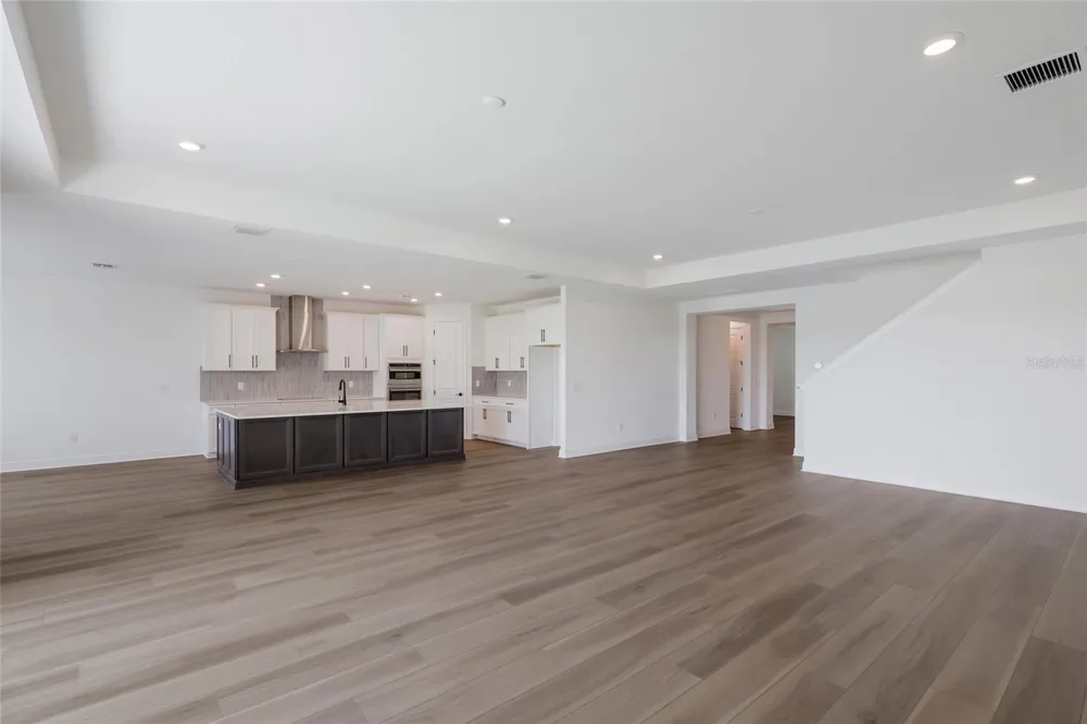 8924 DEEP HORIZON LOOP Parrish, FL 34219