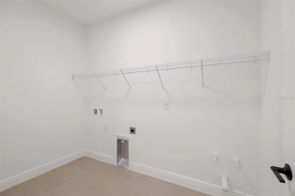 8924 DEEP HORIZON LOOP Parrish, FL 34219