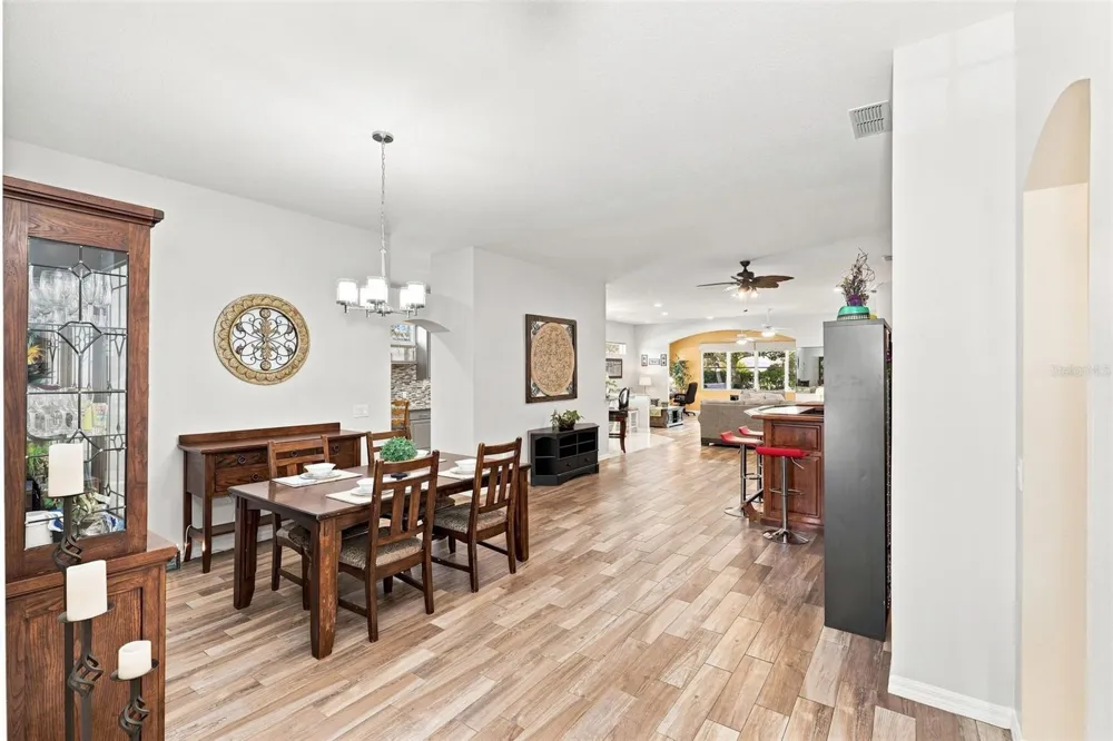 367 FOXHILL DRIVE Debary, FL 32713