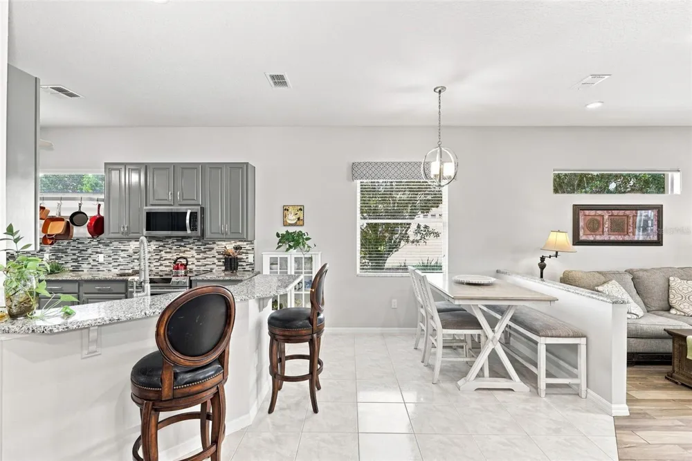 367 FOXHILL DRIVE Debary, FL 32713