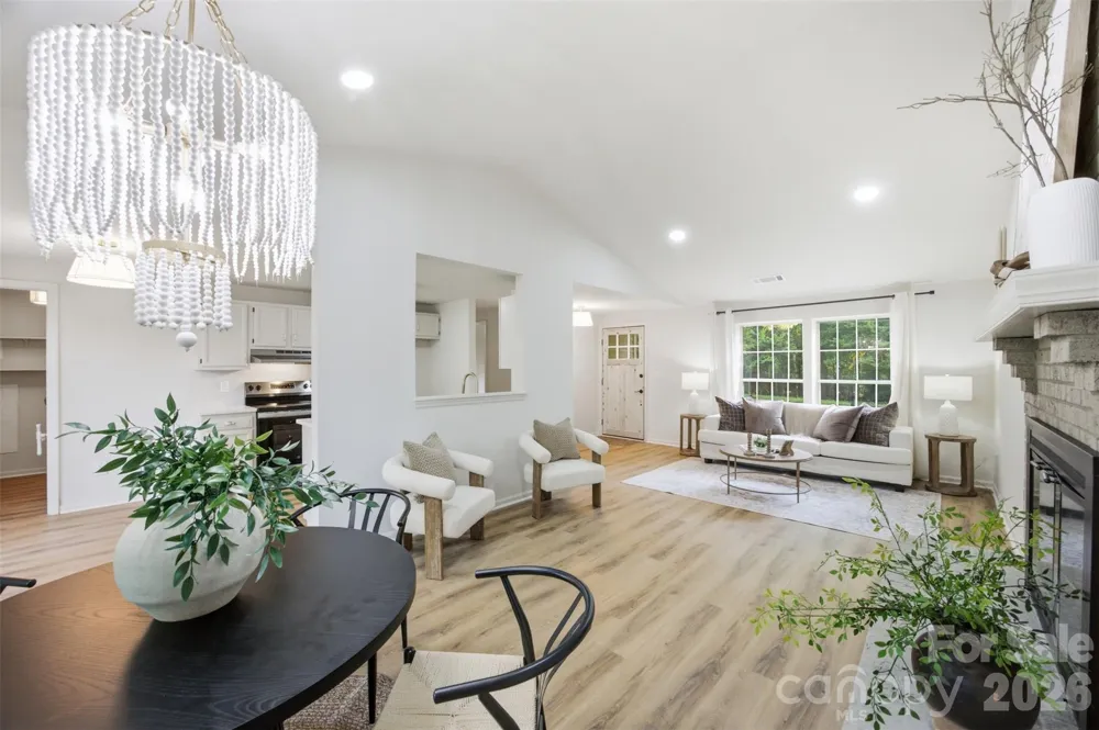 8056 Lawyers Road Charlotte, NC 28227