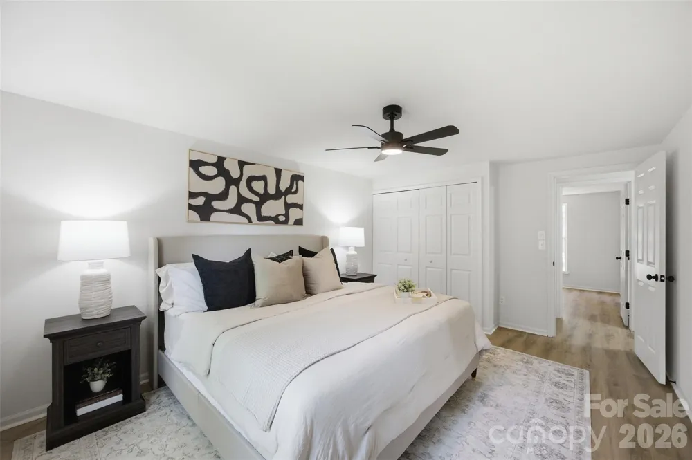 8056 Lawyers Road Charlotte, NC 28227