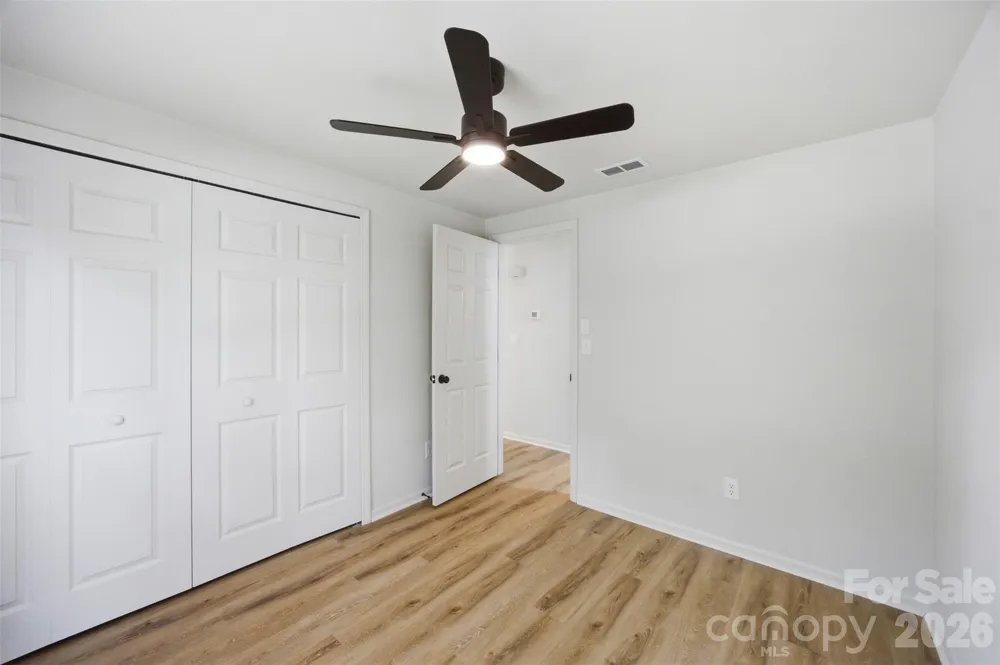 8056 Lawyers Road Charlotte, NC 28227