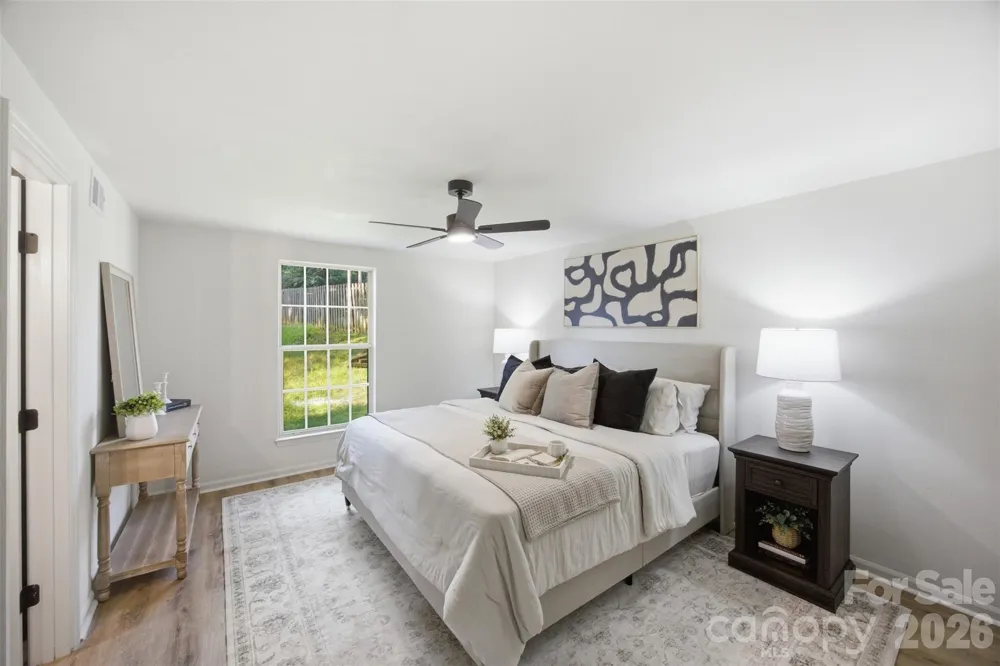 8056 Lawyers Road Charlotte, NC 28227