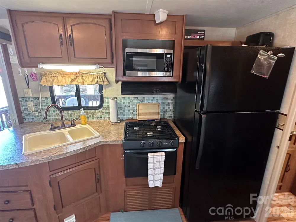 331 Mount View Lane New London, NC 28127