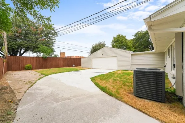 14011 Stardust Lane Farmers Branch, TX 75234