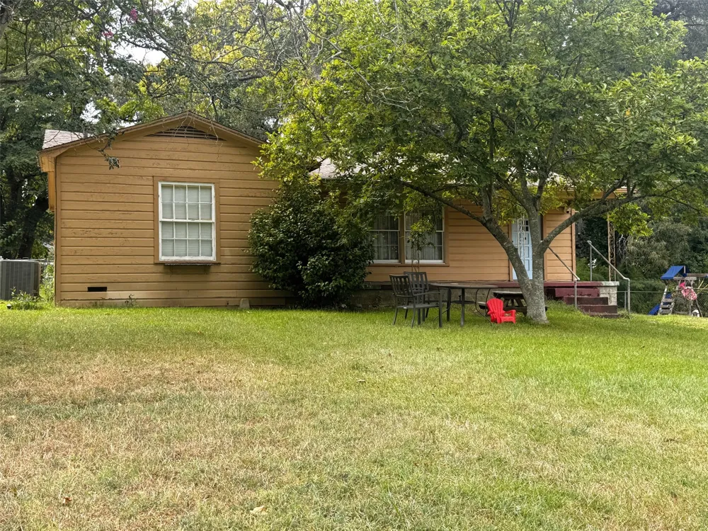 405 Margaret Dr. Mt Pleasant, TX 75455