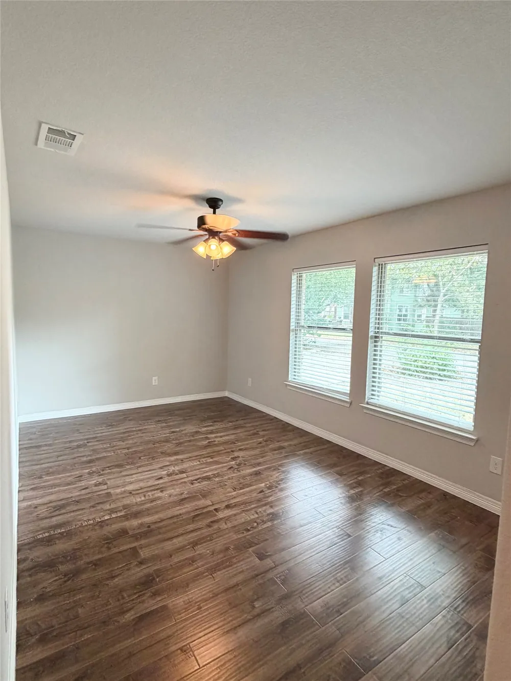310 E Santa Fe Street Farmersville, TX 75442