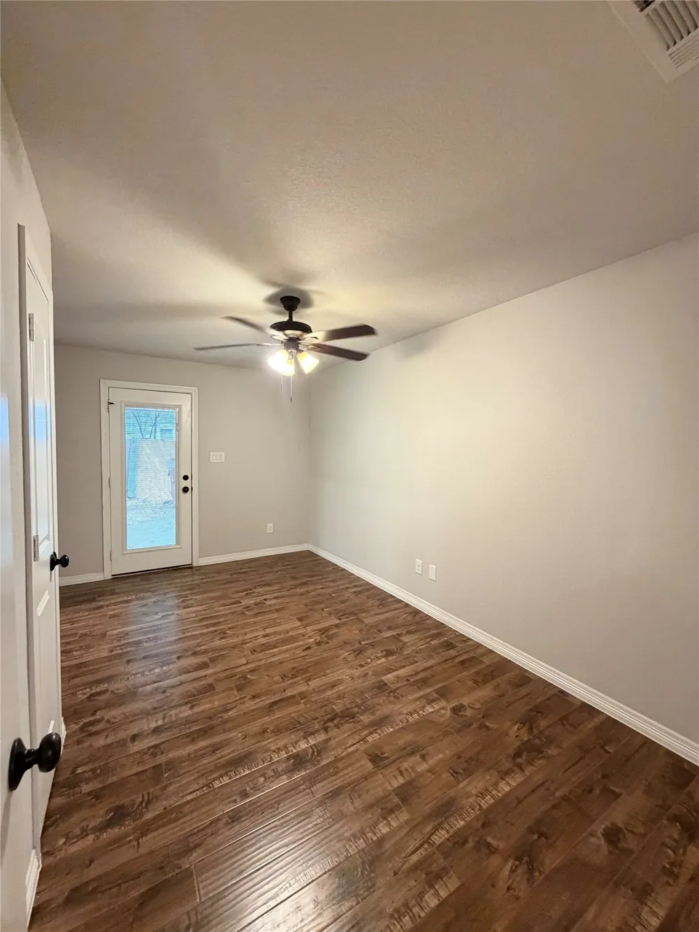 310 E Santa Fe Street Farmersville, TX 75442