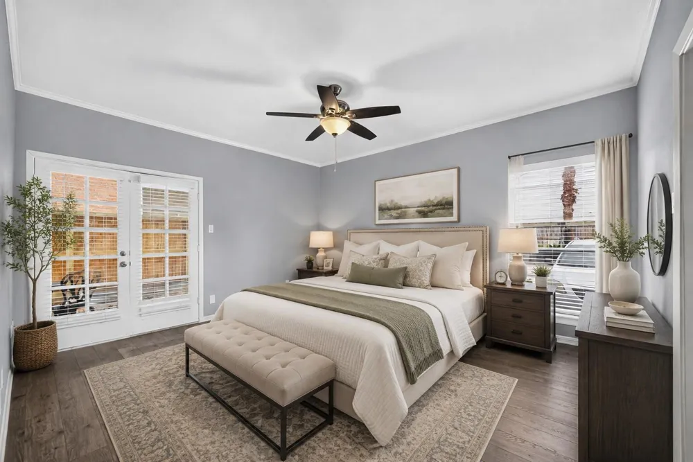 2001 Bering Drive #3D Houston, TX 77057