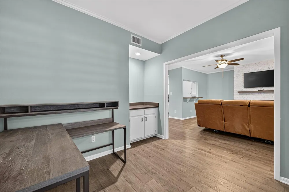 2001 Bering Drive #3D Houston, TX 77057