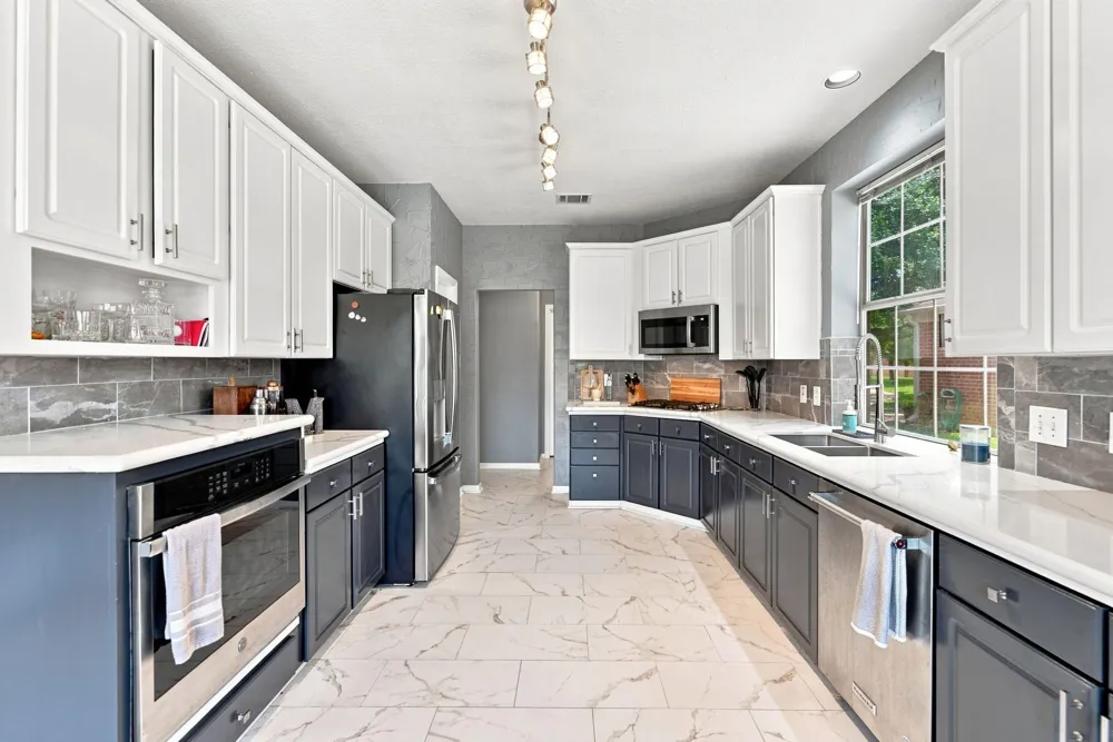 13507 Willow Heights Court Houston, TX 77059