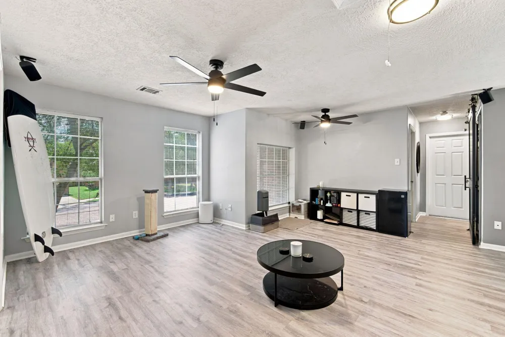 13507 Willow Heights Court Houston, TX 77059