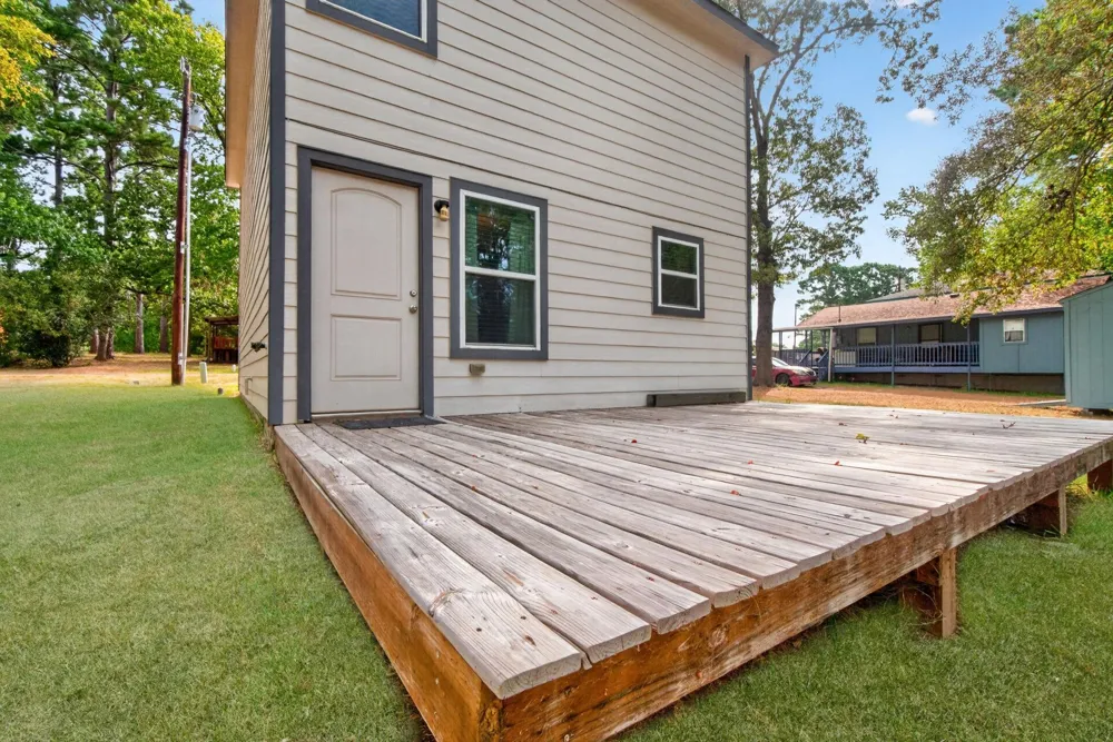 155 Cherry Tree Livingston, TX 77351