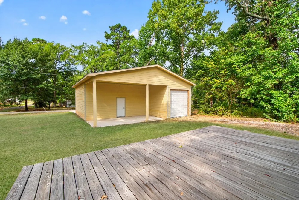 155 Cherry Tree Livingston, TX 77351
