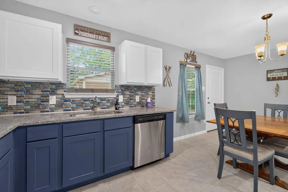 155 Cherry Tree Livingston, TX 77351