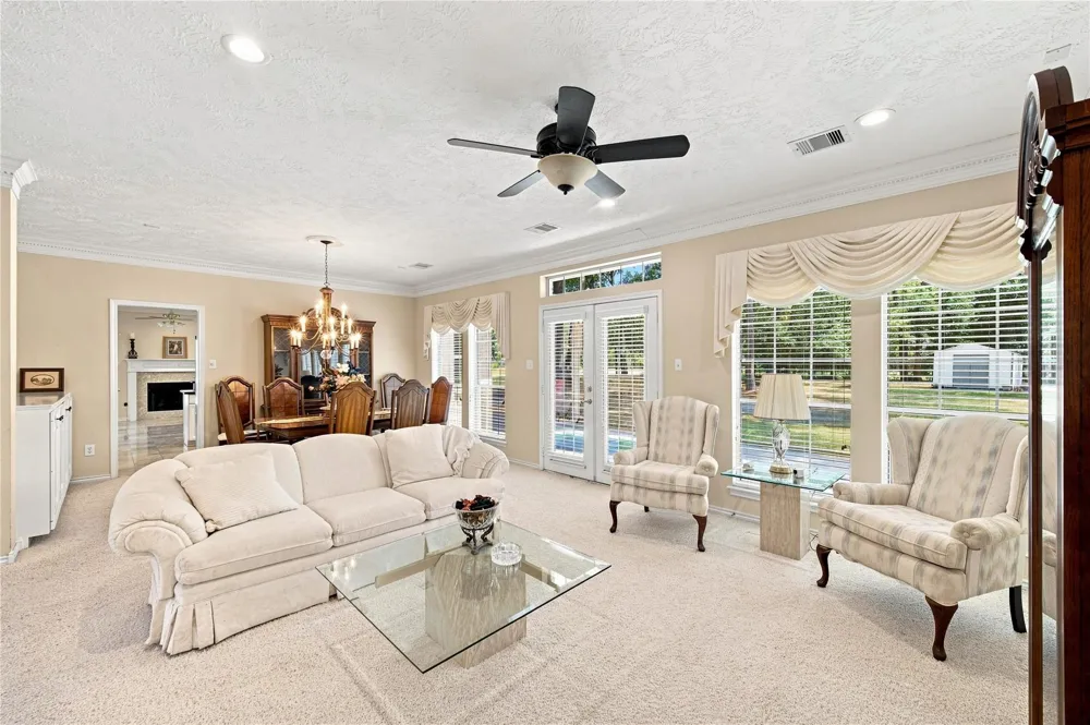 29019 Misty Oaks Drive Huffman, TX 77336