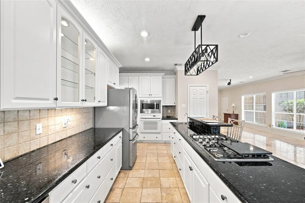 29019 Misty Oaks Drive Huffman, TX 77336