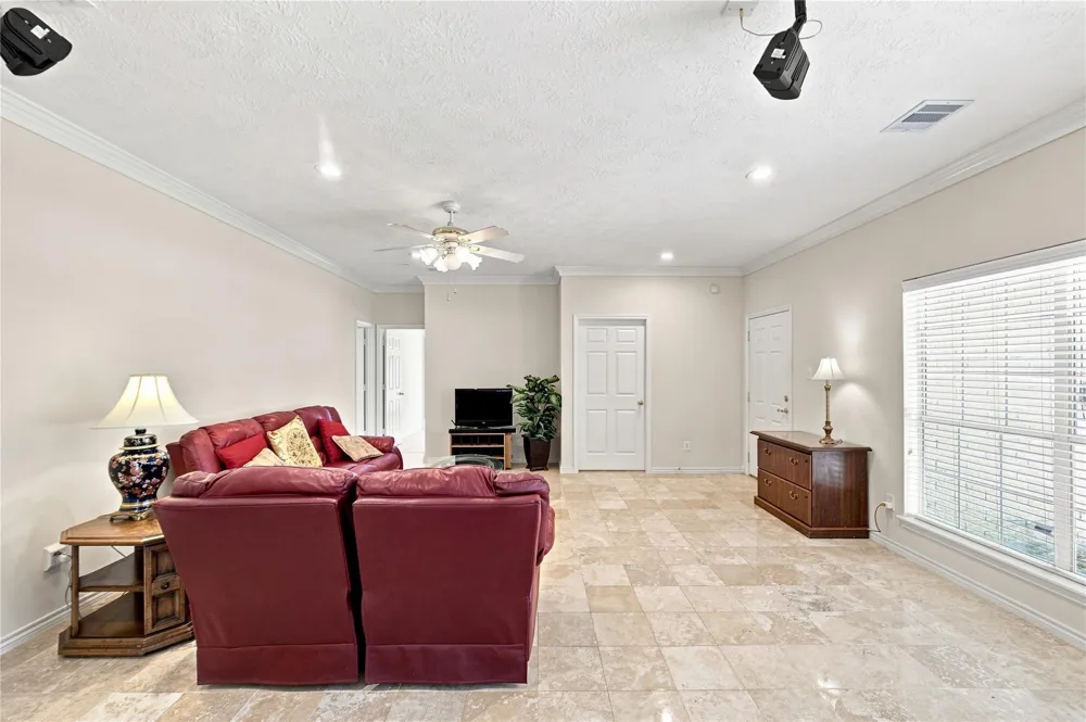29019 Misty Oaks Drive Huffman, TX 77336