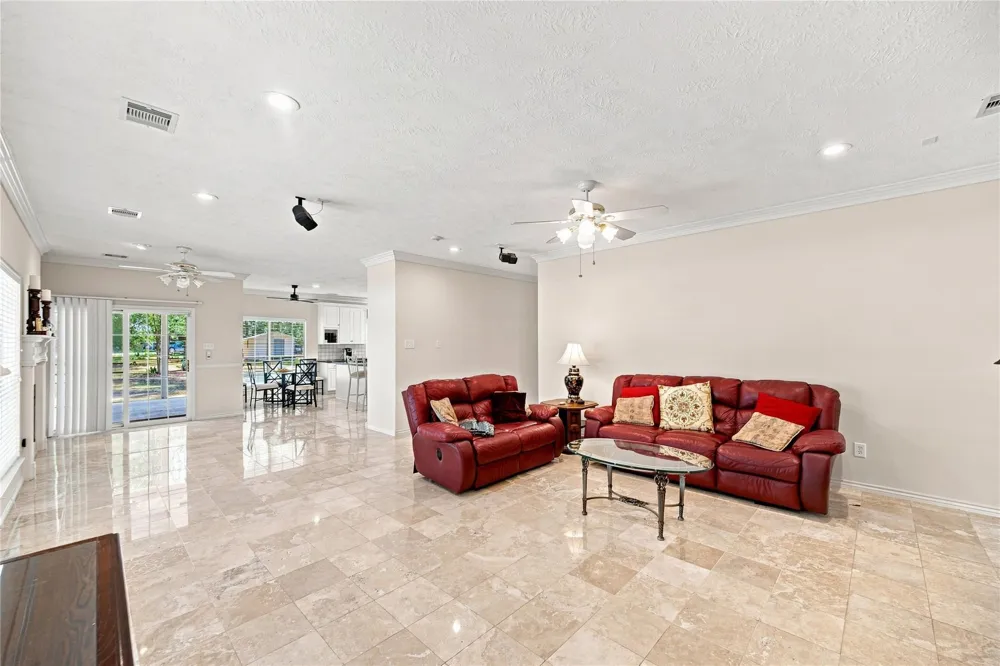 29019 Misty Oaks Drive Huffman, TX 77336