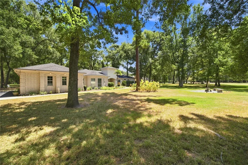 29019 Misty Oaks Drive Huffman, TX 77336