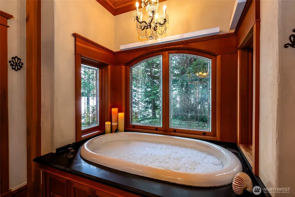 702 San Juan Drive San Juan Island, WA 98250