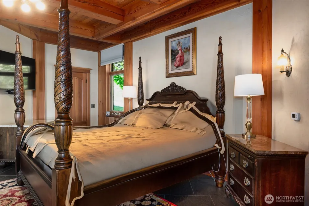 702 San Juan Drive San Juan Island, WA 98250